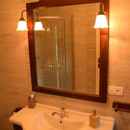 Family & In Village Center Apartman