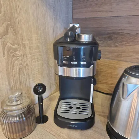 Family & In Village Center 아파트